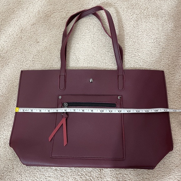 Faux leather casual tote - Picture 7 of 8